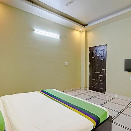 Expo View Residency Hotel Greater Noida Buitenkant foto