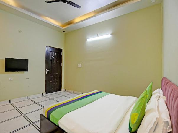Expo View Residency Hotel Greater Noida Buitenkant foto