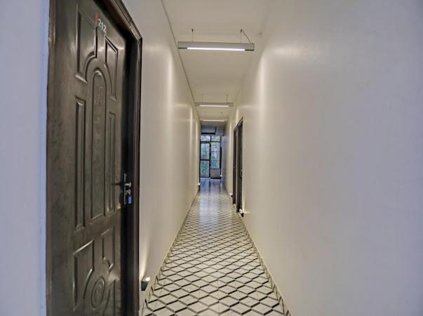 Expo View Residency Hotel Greater Noida Buitenkant foto